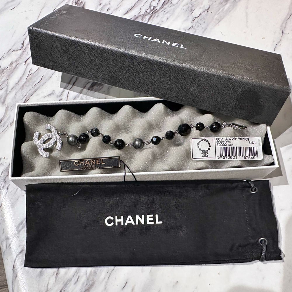CHANEL Black Pearl Bracelet